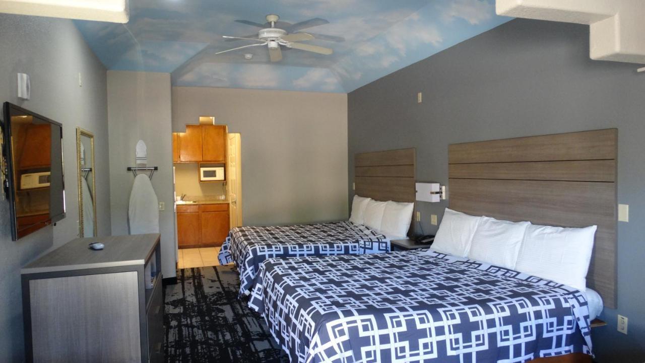 Regency Inn And Suites Humble Esterno foto